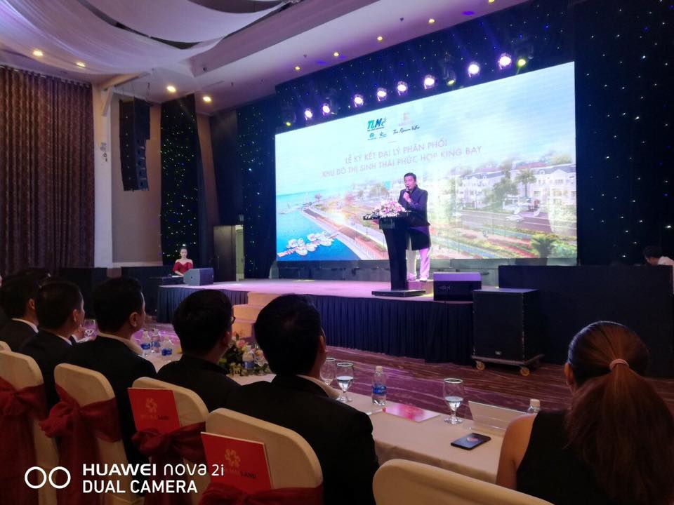 Tổ chức sự kiện hội nghị