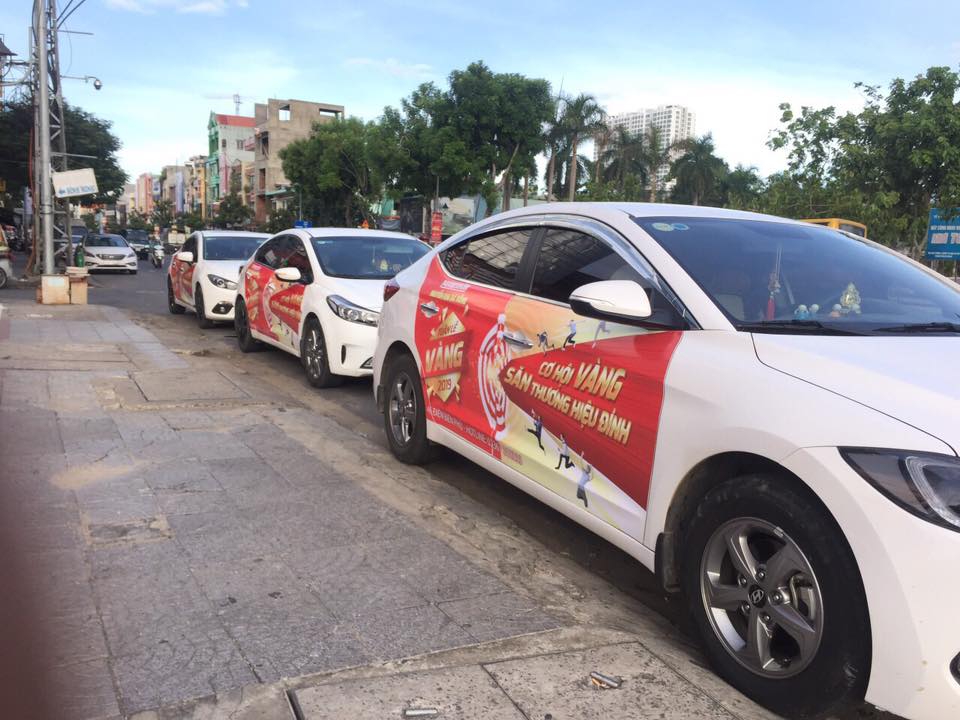 Chạy toadshow ô tô